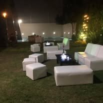 Sala lounge para evento nocturno